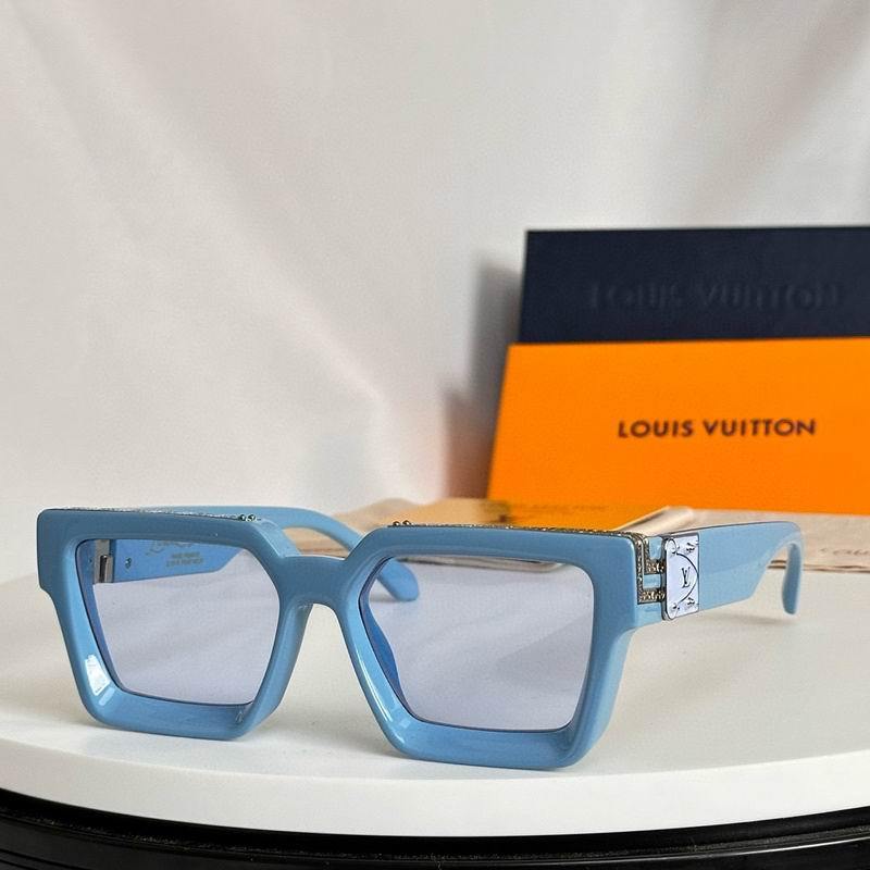 LV Sunglasses 256